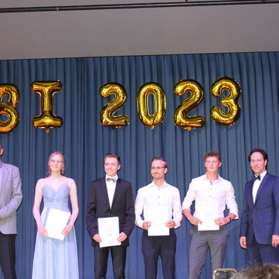 Bild vergr&ouml;&szlig;ern: BG 2023 Abiball