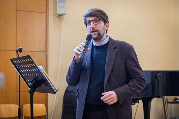 Bild vergr&ouml;&szlig;ern: BG Lesung Felix Bohr