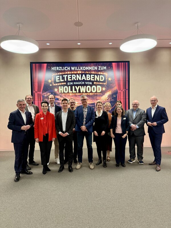 Bild vergr&ouml;&szlig;ern: KBS Elternabend Kreissparkasse