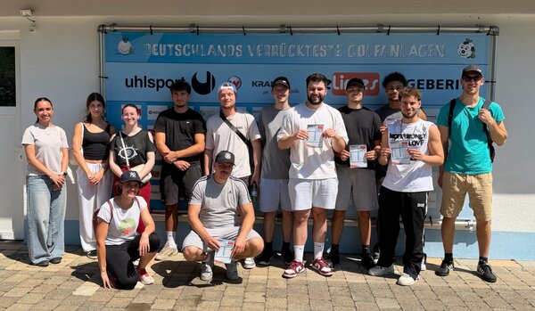 Bild vergr&ouml;&szlig;ern: Exkursion Fu�ballgolf SJ25/26_01