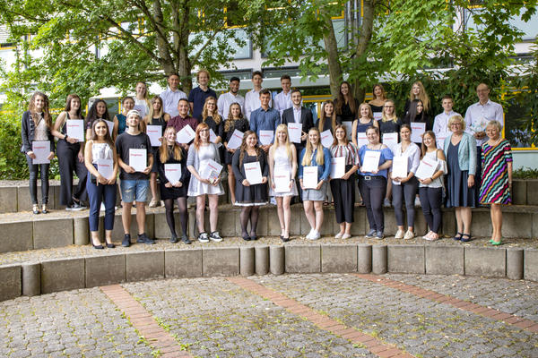 Bild vergr&ouml;&szlig;ern: BK_Abschluss 18/19