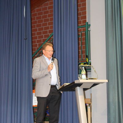 Bild vergr&ouml;&szlig;ern: BG Abi22_Leuthner_03